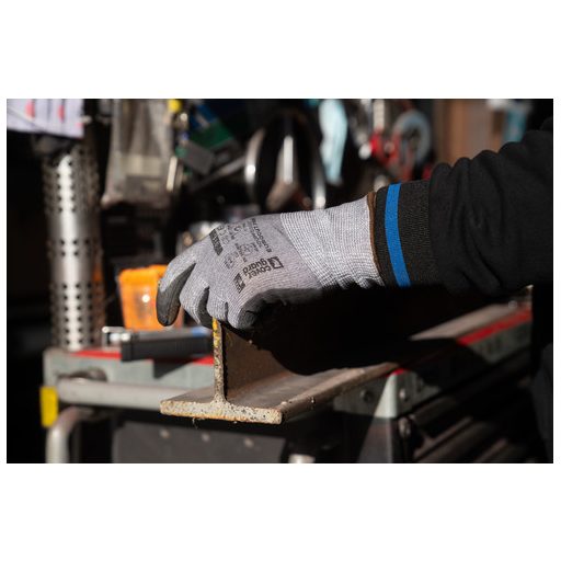 EUROCUT P600 FEKETE PU MÁRTOTT VÁGÁSBIZTOS VÉDŐKESZTYŰ_7